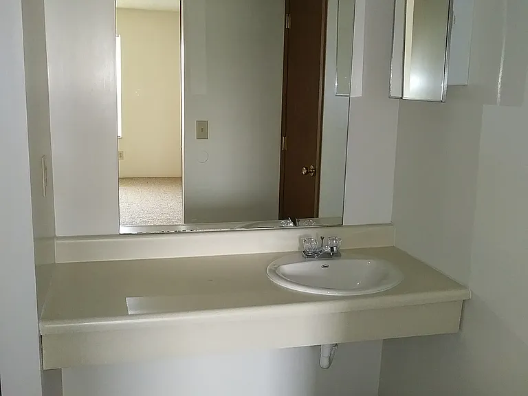 Lees Crossing Apartments — Photo 27