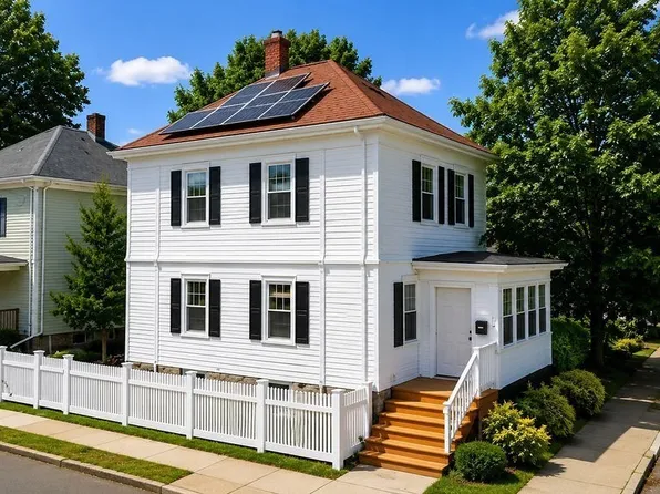 116 Liberty St, New Bedford, MA 02740