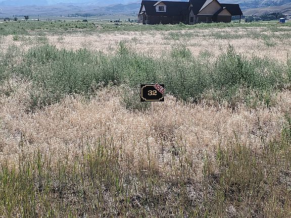 2nd image of 32 Creek Ln Lot 32
