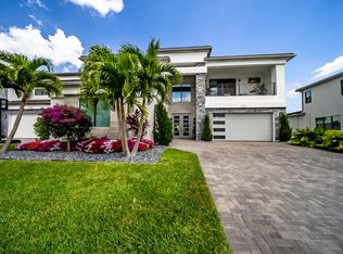 17032 Watersprite Lakes Rd, Boca Raton, FL 33496
