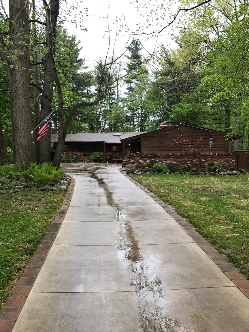 19115 Golf View Dr photo 1