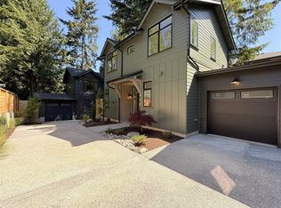 3026 NE 95th Street #B, Seattle, WA 98115