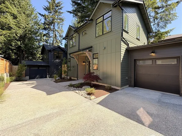 3026 NE 95th Street #B, Seattle, WA 98115