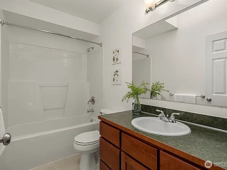 20803 NE 15th Ln #1 — Photo 16