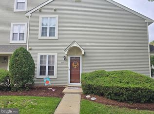 4001 Fenwick Ln, Mount Laurel, NJ 08054