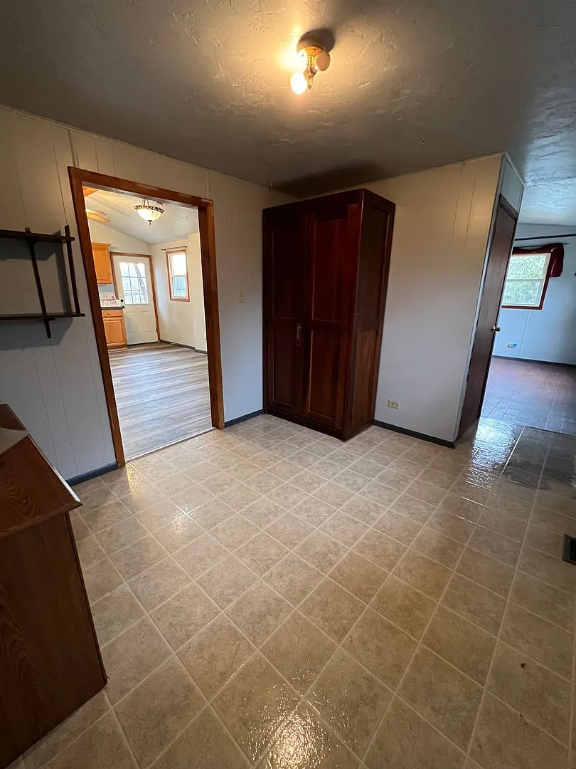2 Bedroom Rancher — Photo 4