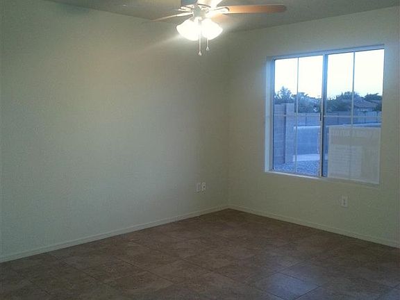 3rd image of 1303 N Los Corrales Ave