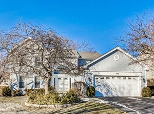 422 W Whitehall Dr, Arlington Heights, IL 60004