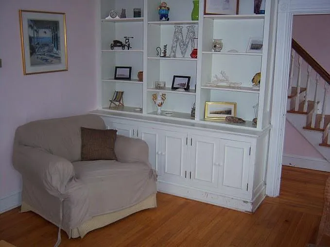 3 bed, 1.5 bath, 1242 sqft, $2,700 — Photo 3