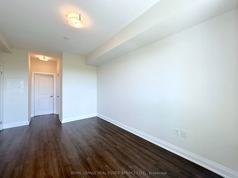 2333 Taunton Rd #209 — Photo 13