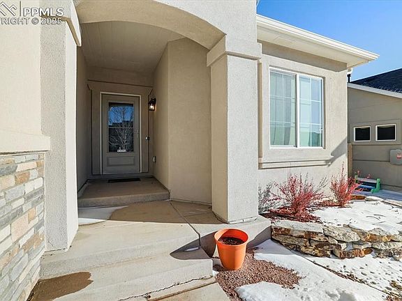 3rd image of 2603 Grand Prix Ct