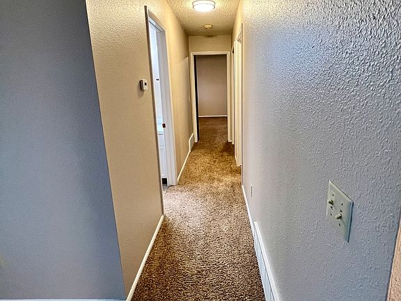 4th image of 1119 Yellowstone Ave