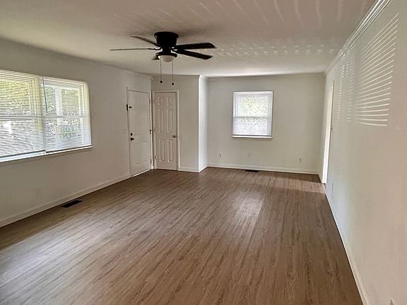 3rd image of 233 Wood Dale Dr #A