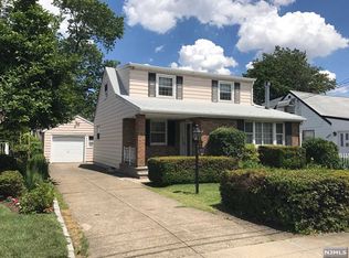 588 Spruce Ave, Saddle Brook, NJ 07663