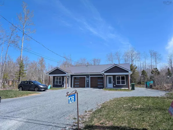 128&130 Renfrew Rd, East Hants, NS B2T 1H6