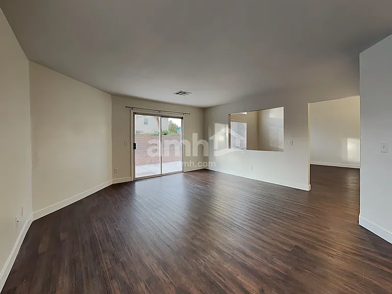 6130 Peach Blossom Ln — Photo 4