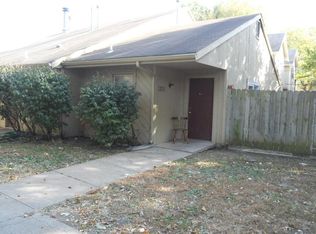 1311 Michigan Way APT A, Lawrence, KS 66044