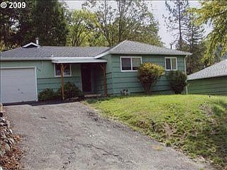 4th image of 3189 Follett St