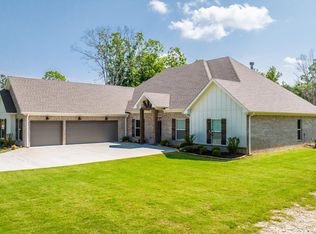 598 Glenwood Springs Dr, Little Rock, AR 72210