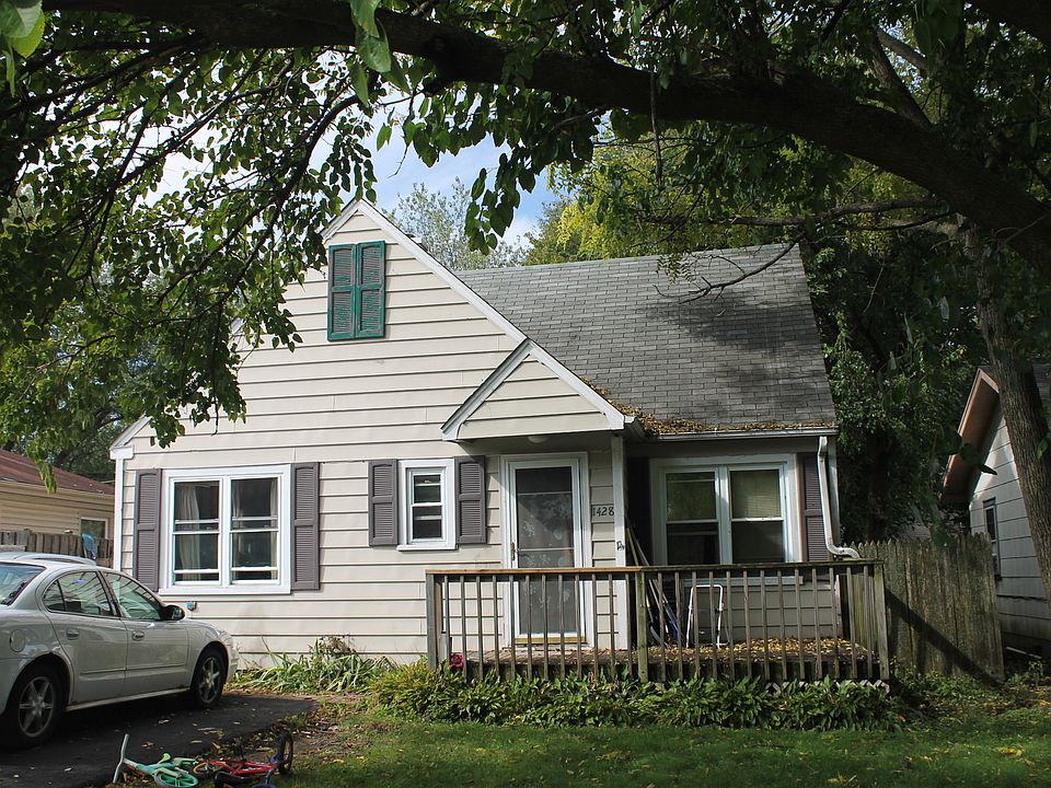 1st image of 1428 Leslie Ave