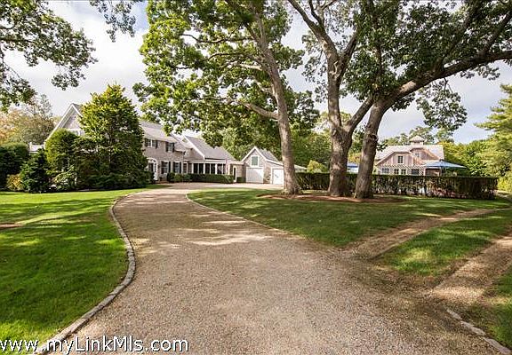 31 and 47 Hatch Road entrance