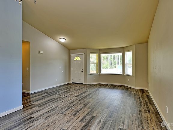 2nd image of 18813 86th Drive NW