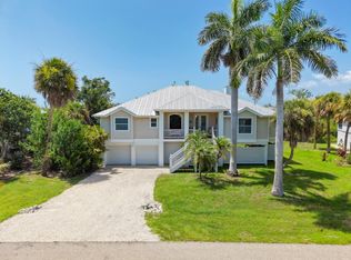 1858 Farm Trl, Sanibel, FL 33957