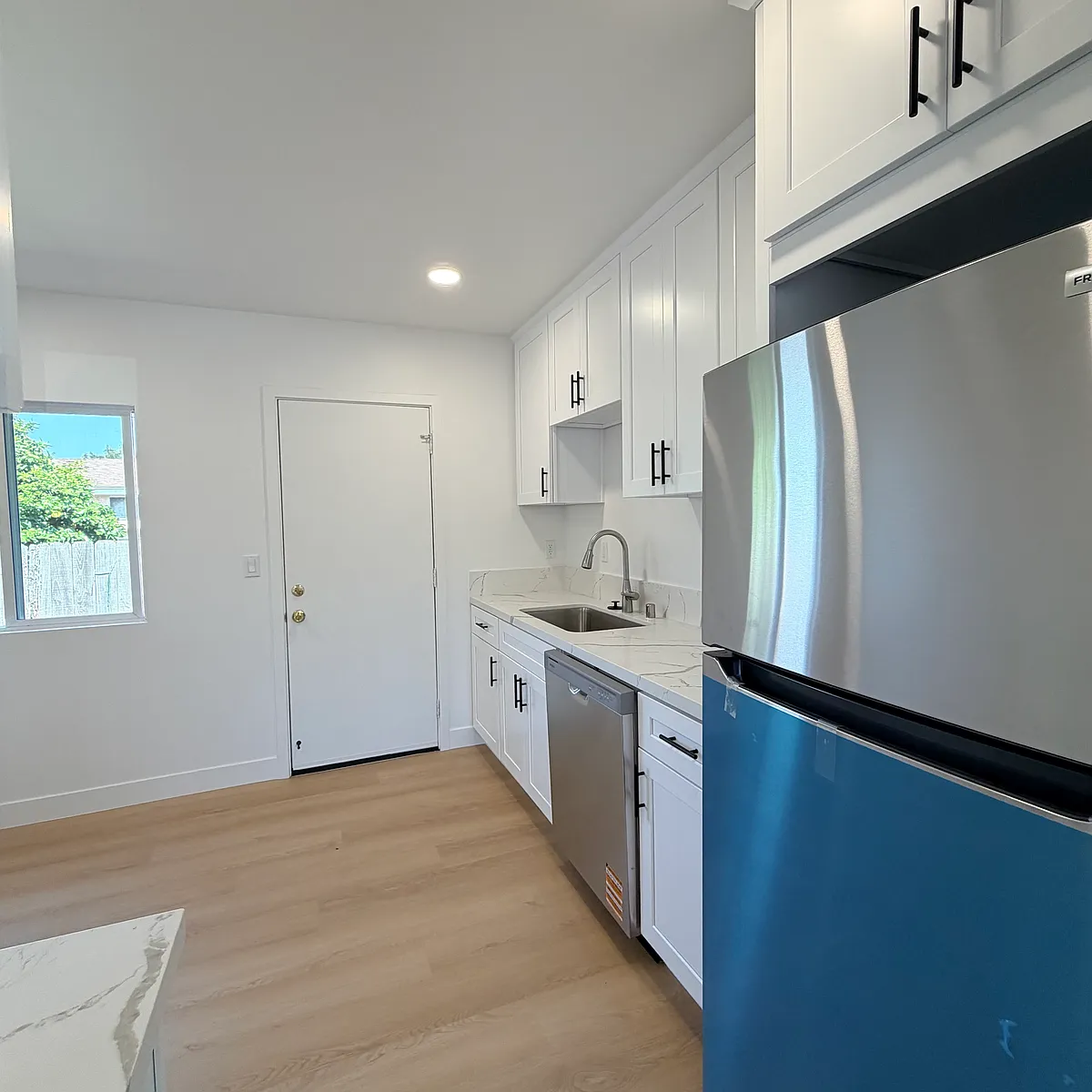 Building Photo - 16210 1/2 Osage Ave #16210