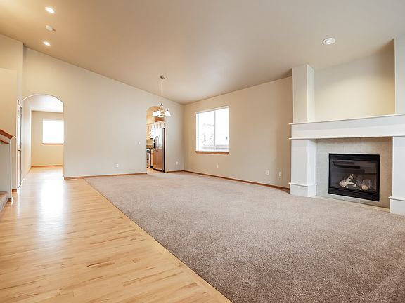 4th image of 7705 64th Pl NE