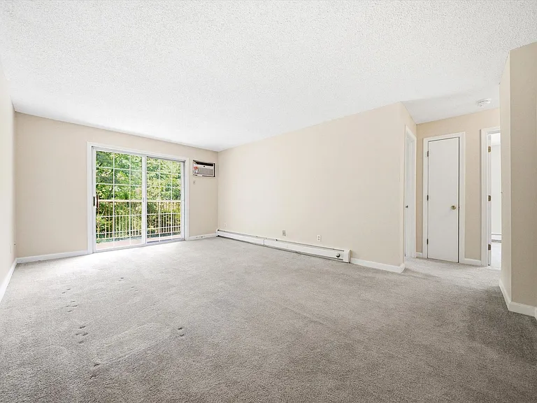 379 Huse Rd #27 — Photo 9