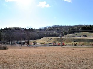 218 Ball Park Dr, Hillsville, VA