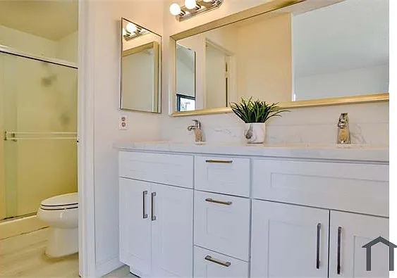 810 Elmwood Dr — Photo 10