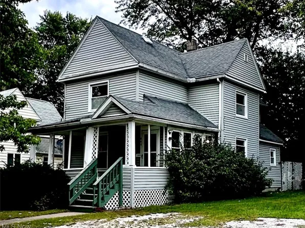 544 Buffalo St, Conneaut, OH 44030