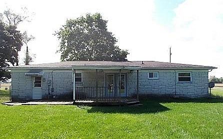 2nd image of 2754 W 38th St