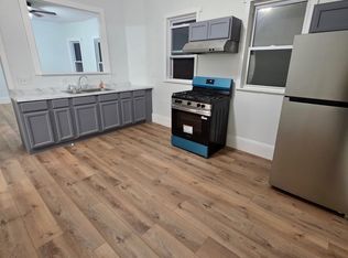 128 Shurtleff St, Chelsea, MA 02150
