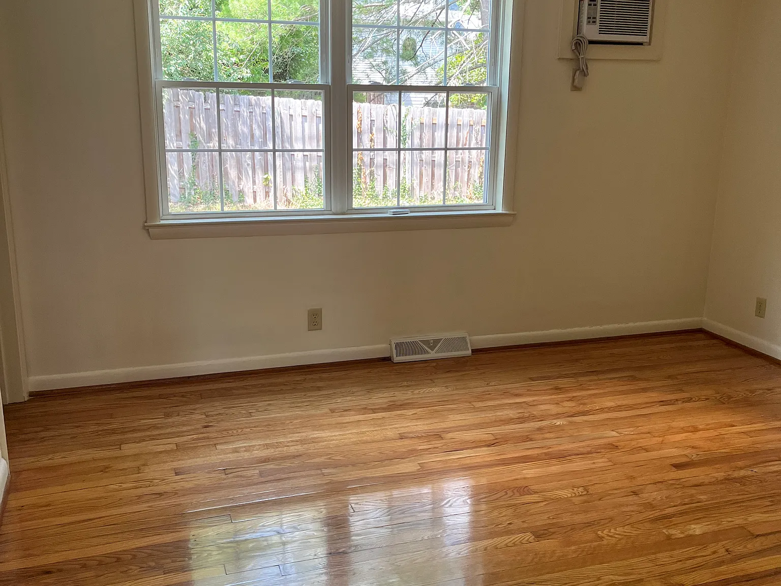 1 bed, 600 sqft, $750 — Photo 4