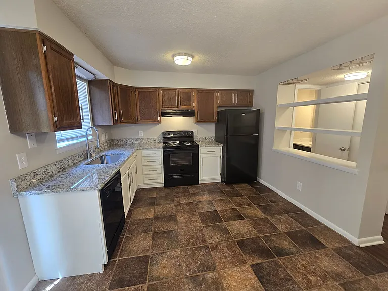 5837 Shady Grove Cir — Photo 6