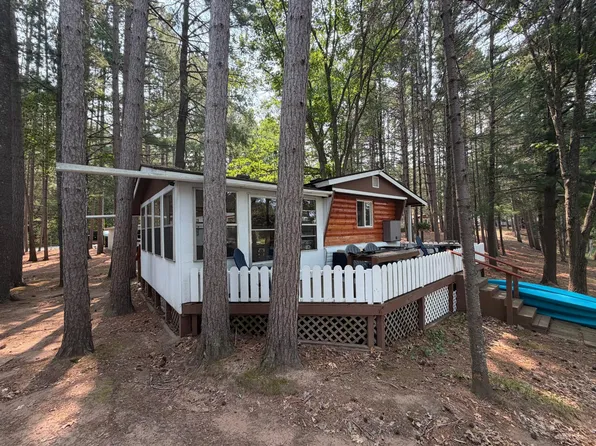 8577 Hower Rd, Minocqua, WI 54548