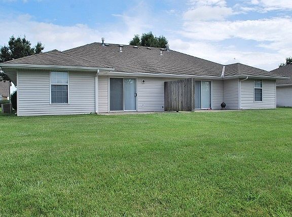 5th image of 1120 Dean Dr #22