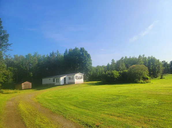 103 Exeter Road, Corinth, ME 04427