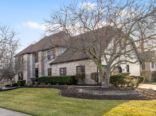 2817 Modaff Rd, Naperville, IL 60565