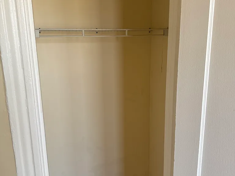 1431 S Avers Ave #3F — Photo 12