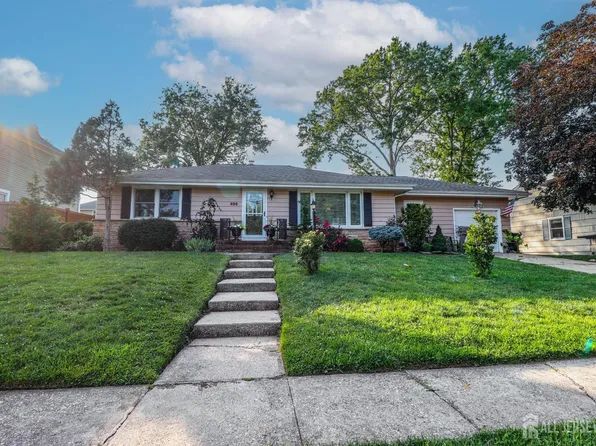 496 Outlook Ave, Colonia, NJ 07067