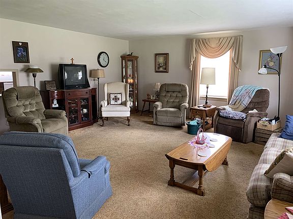 3rd image of 60392 County Road 9