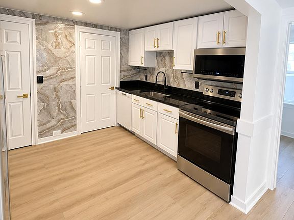 5th image of 7936 TERRACE Road