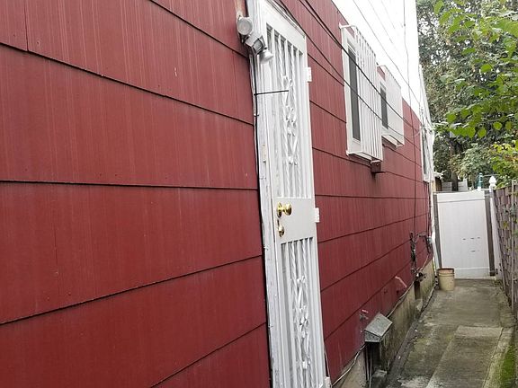 2nd image of 11438 144th St