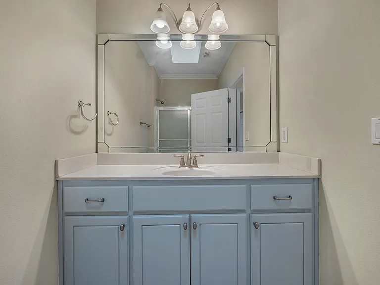 7056 Sawley Ln — Photo 18