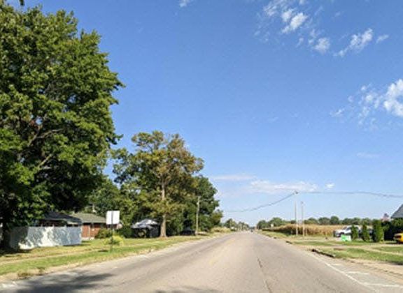 4th image of 2579 Pontoon Rd