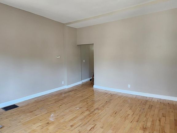 3rd image of 505 Norwood Ave