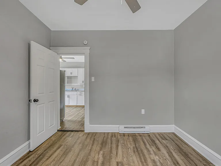 23 E Beatty St #72 — Photo 7